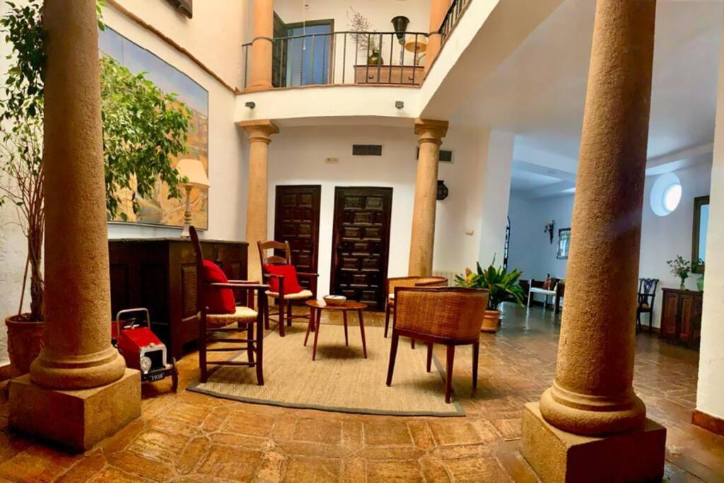 Un Autentico Oasis Rodeado De Historia Ronda Exterior foto