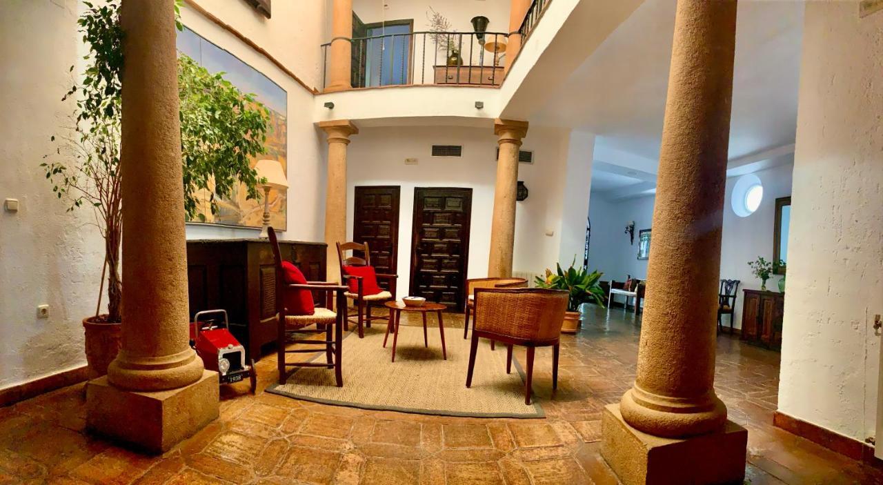Un Autentico Oasis Rodeado De Historia Ronda Exterior foto